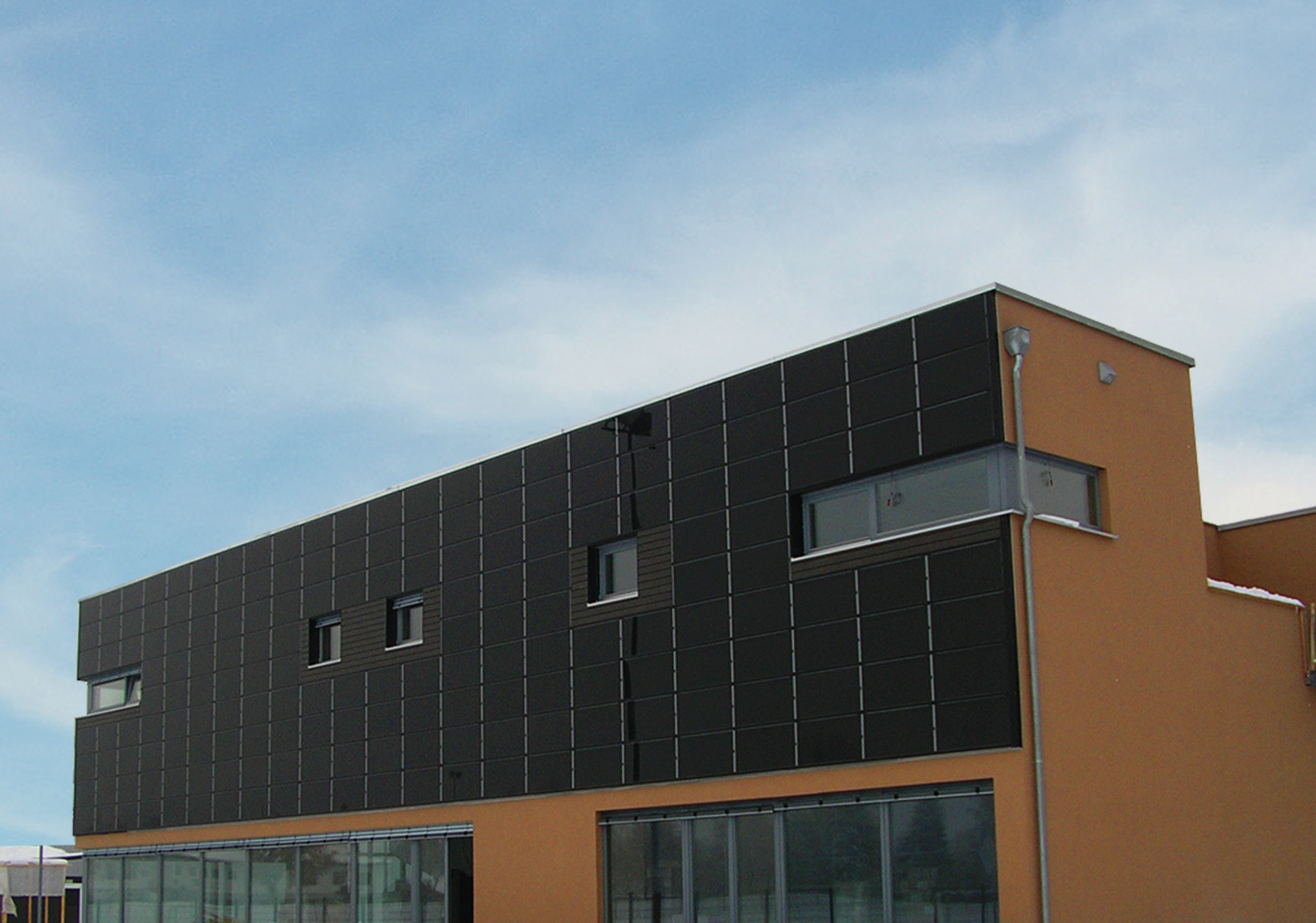 Concrete facade – Mounting base